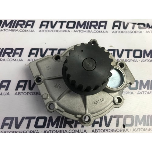 Насос водяной Volvo V50 2.4 2003-2012 30684432